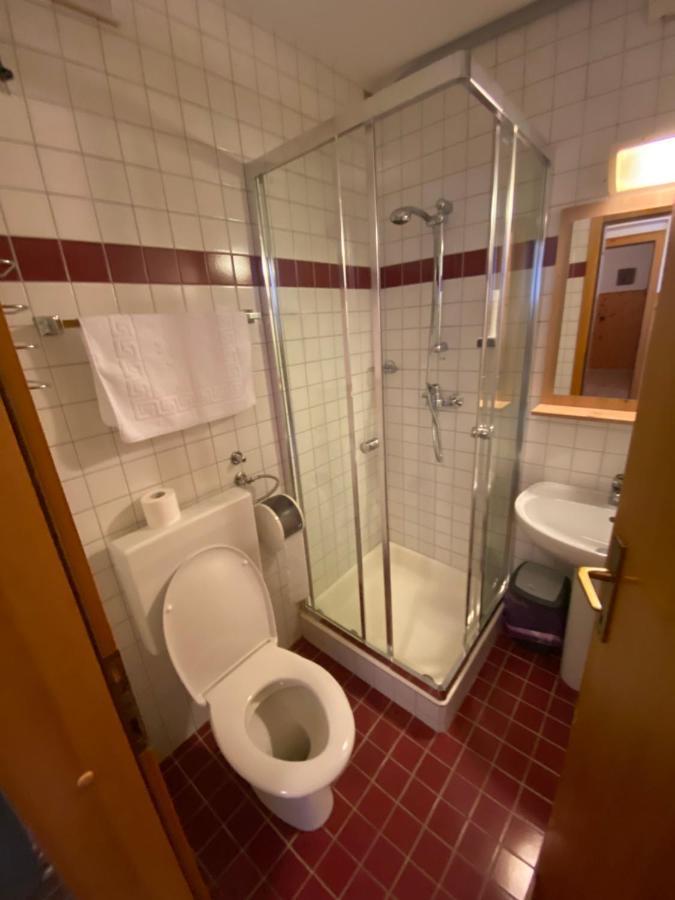 Encijan Apartments Лог под Мангартом Екстериор снимка