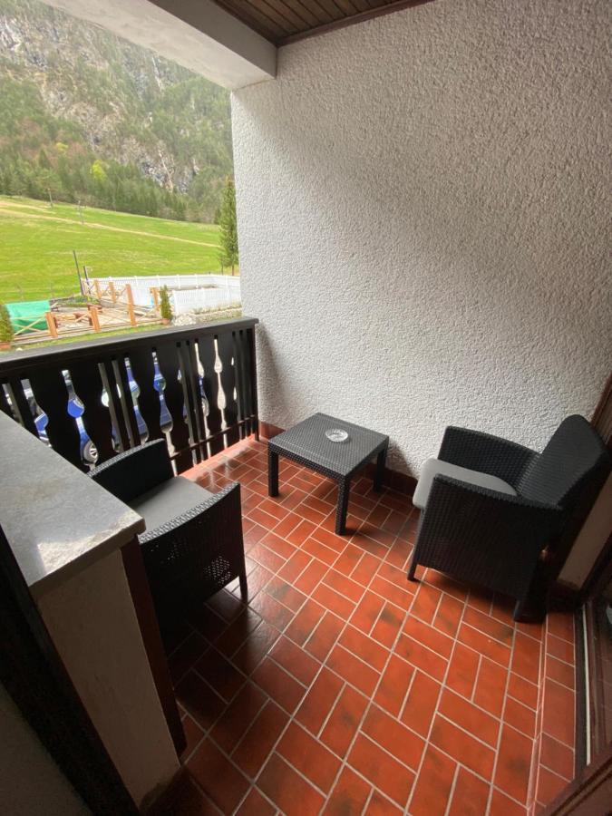 Encijan Apartments Лог под Мангартом Екстериор снимка